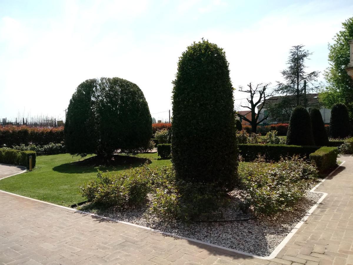 B&B Residence Il Ciliegio , Via Villa Superiore 93 Luzzara Suzzara Luaran gambar